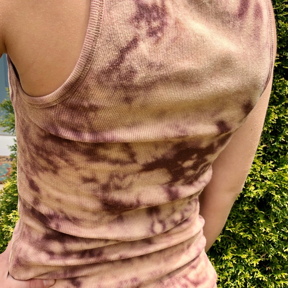 Bleach dye tank